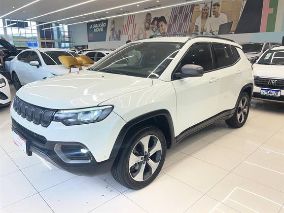 JEEP COMPASS 2.0 TD350 TURBO DIESEL LONGITUDE AT9 JEEP COMPASS 2.0 TD350 TURBO DIESEL LONGITUDE AT9
